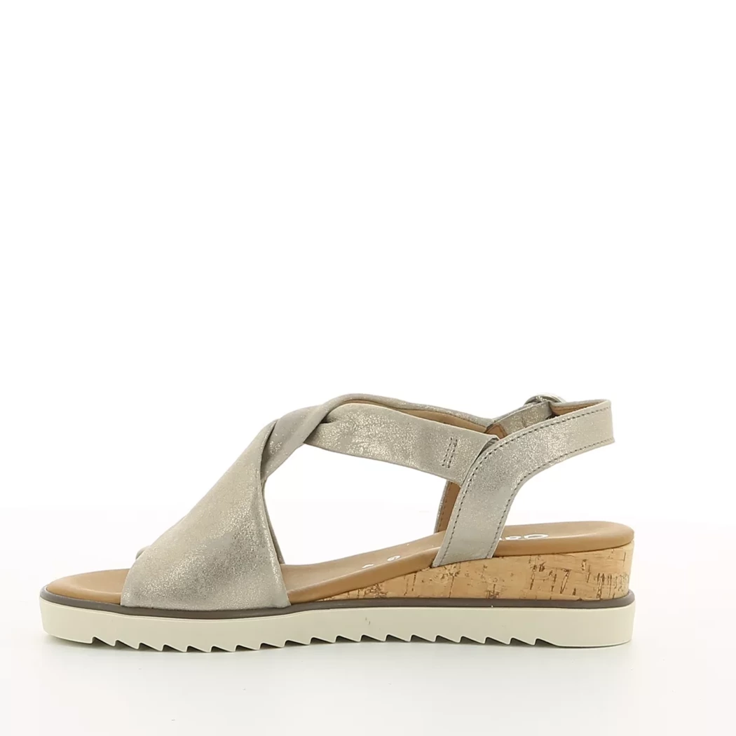 Image (4) de la chaussures Gabor - Sandales et Nu-Pieds Taupe en Cuir nubuck