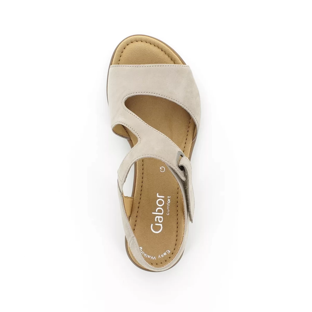 Image (6) de la chaussures Gabor - Sandales et Nu-Pieds Taupe en Cuir nubuck