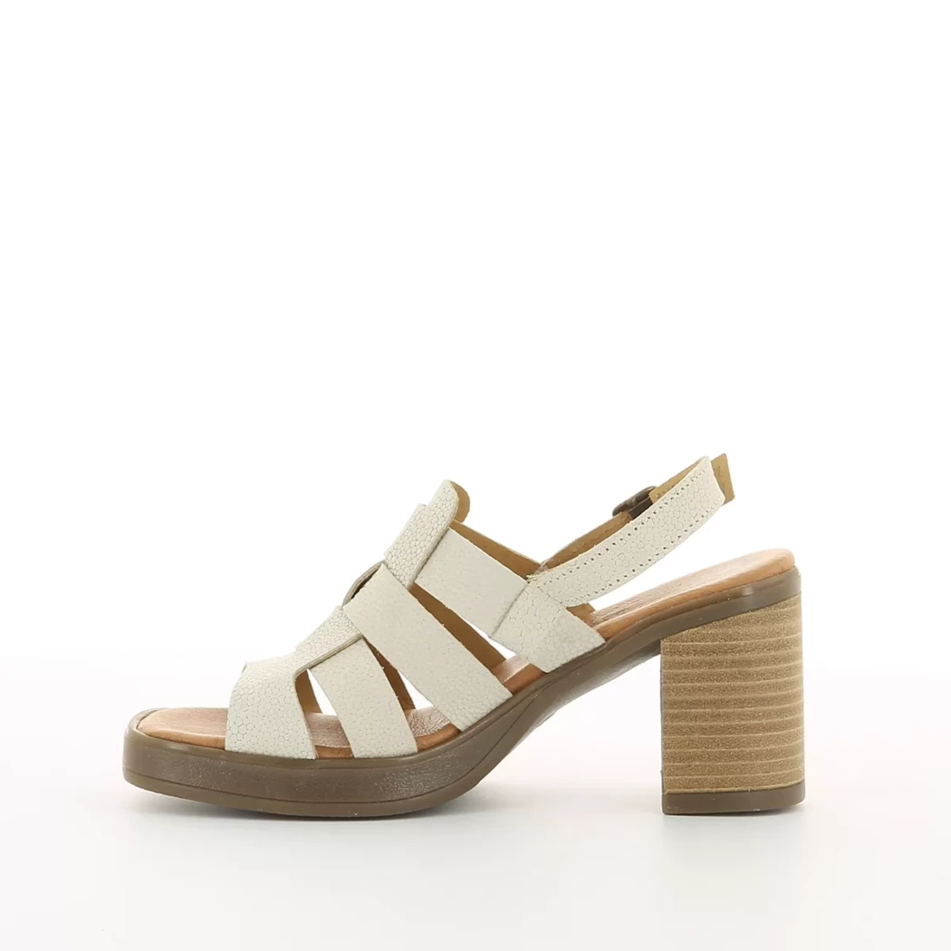 Image (4) de la chaussures Fleur de Safran - Sandales et Nu-Pieds Beige en Cuir